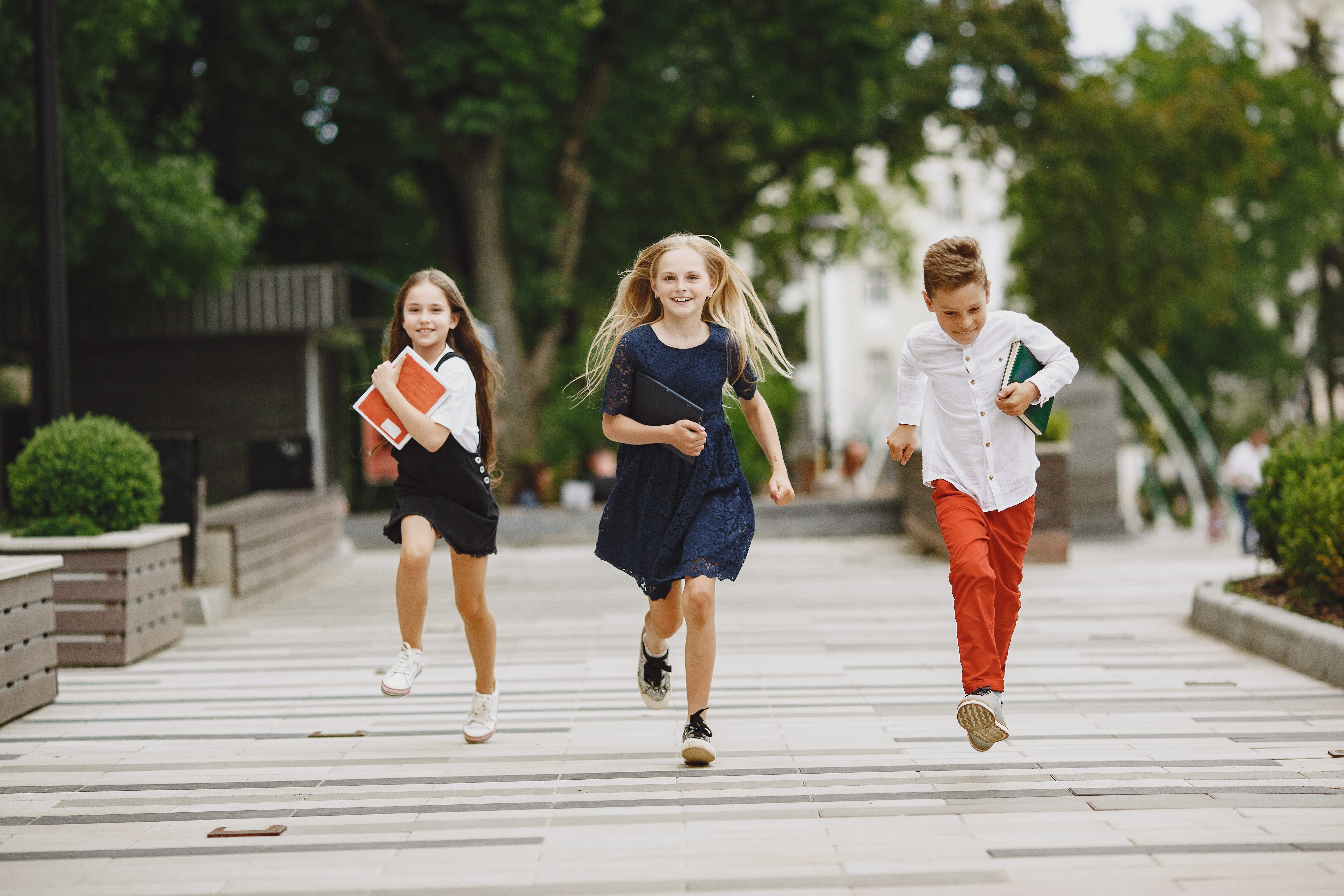 happy-children-spend-time-together-close-smile.jpg
