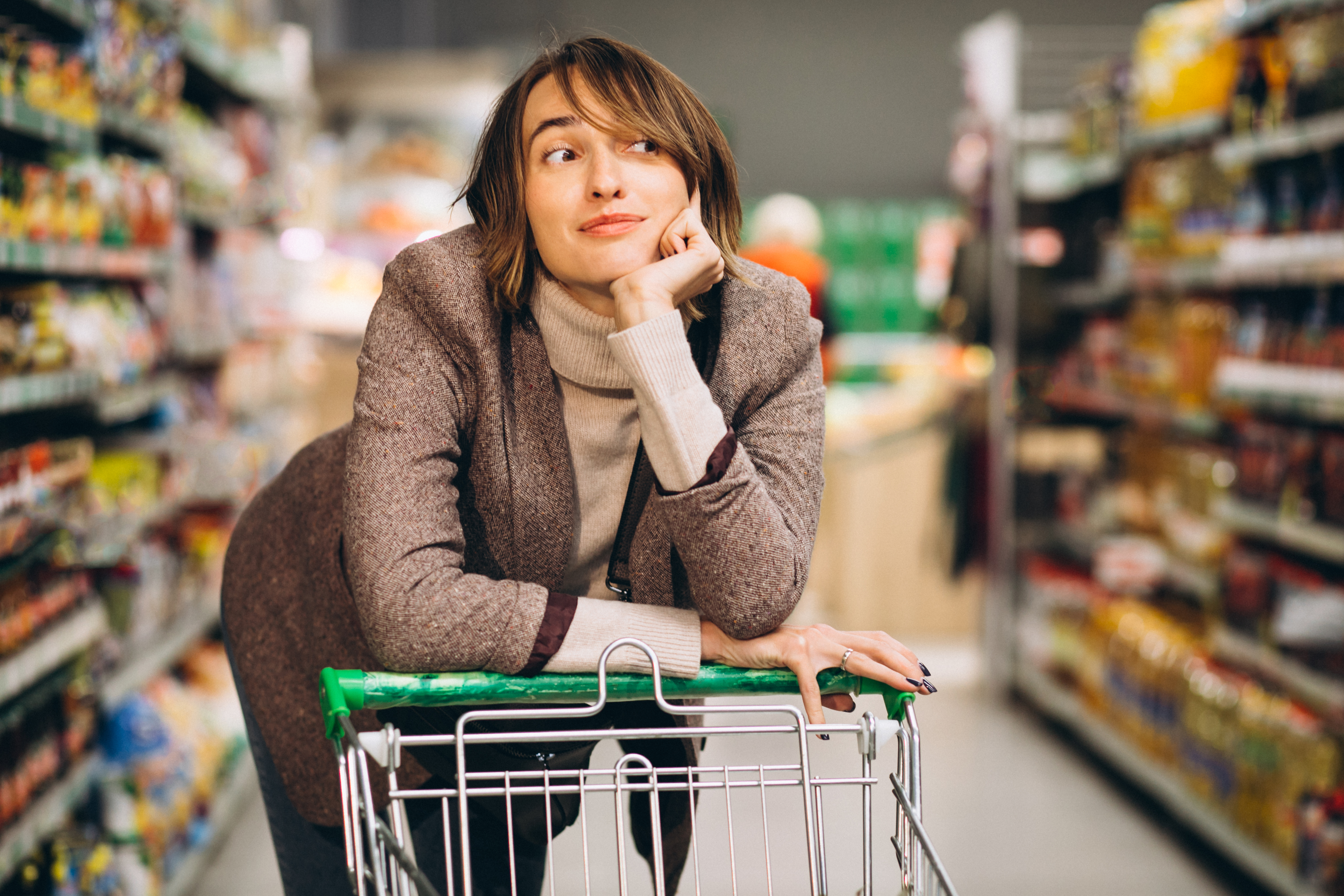 woman-shopping-grocery-store.jpg
