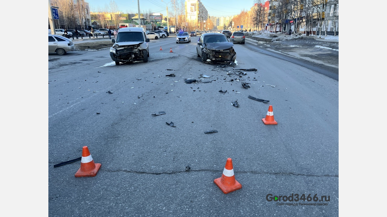 В Нижневартовске в ДТП пострадали 2 человека