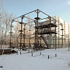 В центре Нижневартовска начали возводить новый веревочный парк