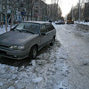 Автолюбители Нижневартовска вновь не освободили проезжую часть для уборки снега
