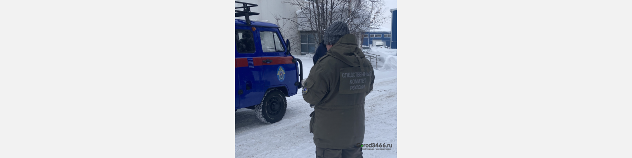 В Югре рабочего завалило грунтом на месторождении